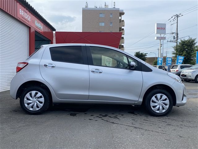 Toyota VITZ 2018-08 6201-7