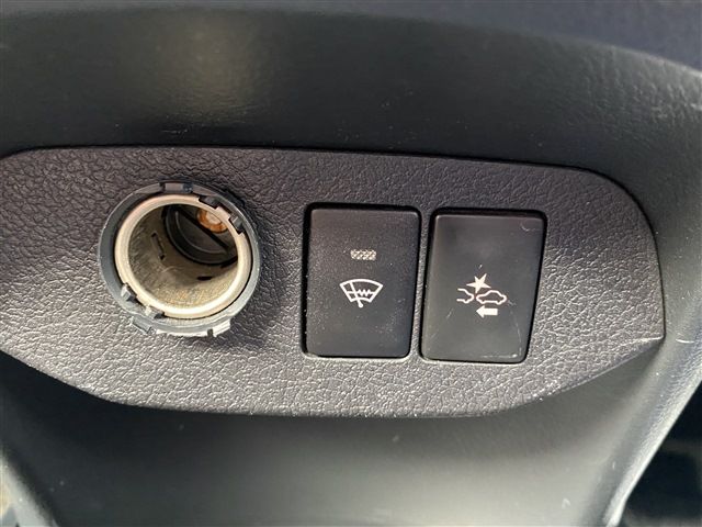 Toyota VITZ 2018-08 6201-25