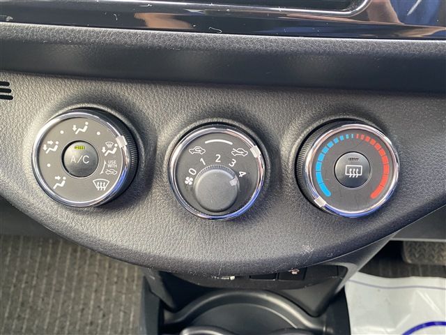 Toyota VITZ 2018-08 6201-24