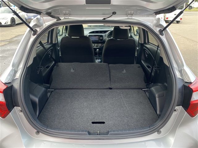 Toyota VITZ 2018-08 6201-15