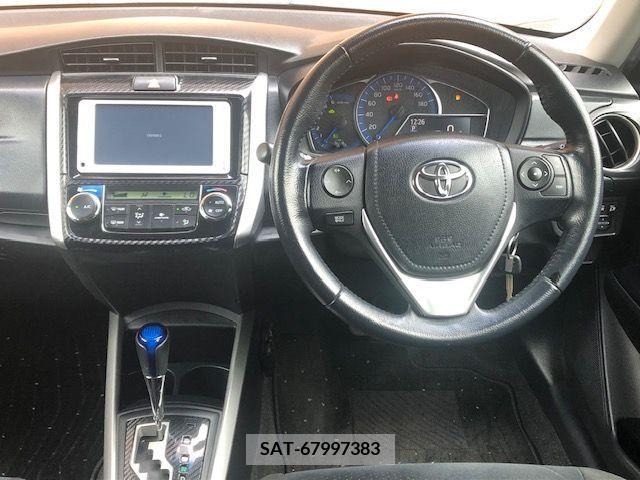 Toyota COROLLA FIELDER 2013-10 382077-1