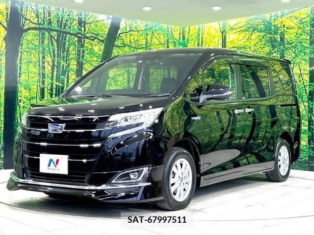Toyota NOAH HYBRID 2017-08 365180-17