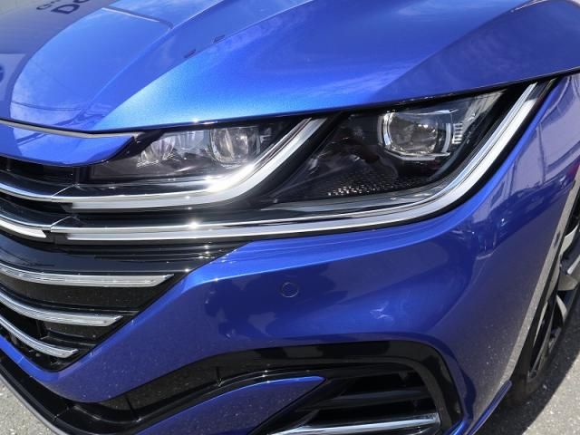 VolksWagen ARTEON 2022-01 9764-11