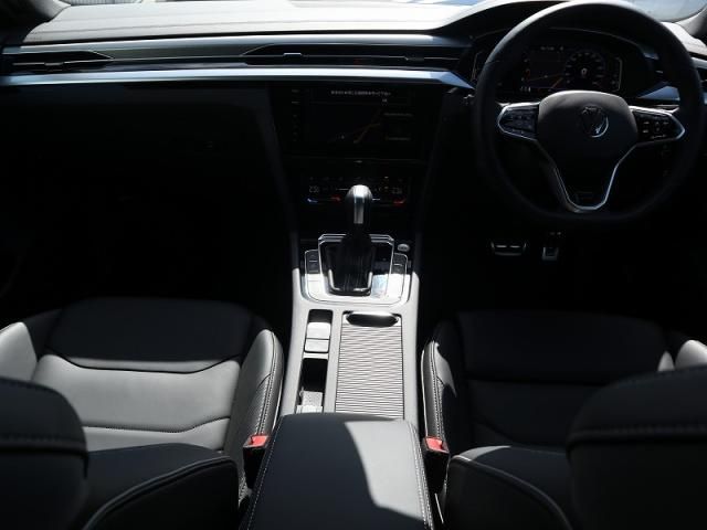 VolksWagen ARTEON 2022-01 9764-18