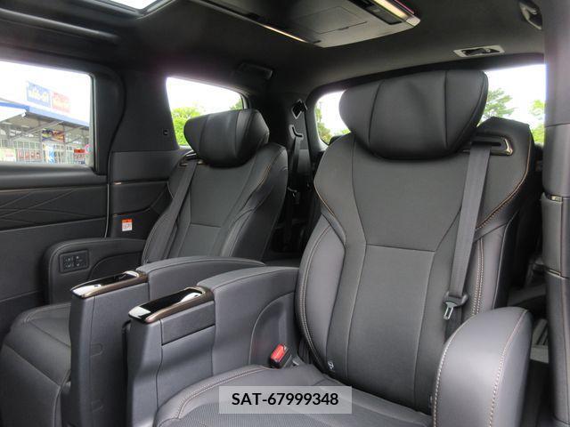 Toyota ALPHARD 2024-05 299692-18