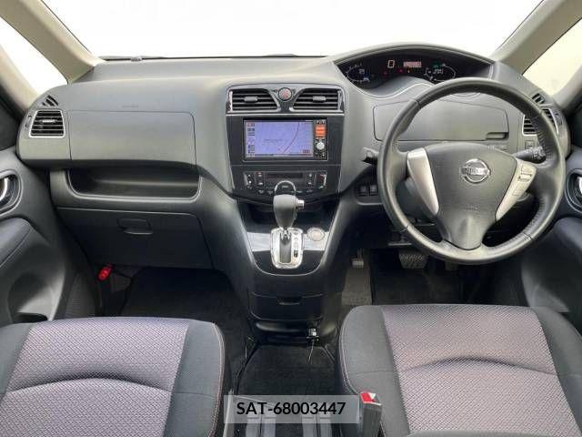 Nissan SERENA 2012-06 324915-1