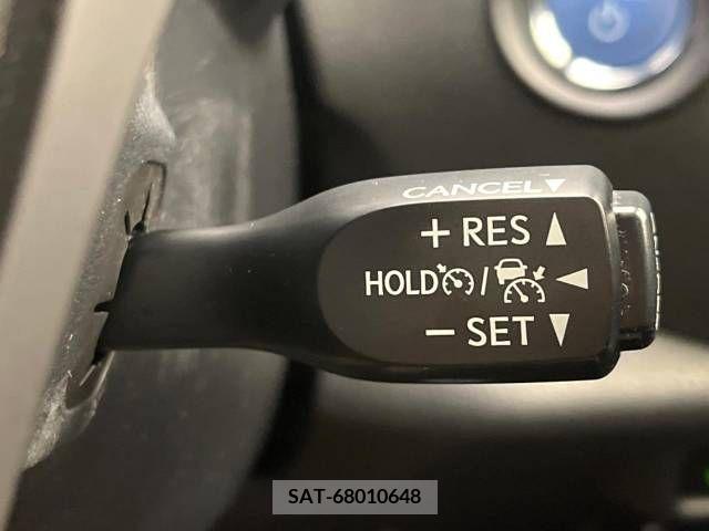 Toyota C-HR 2017-02 338350-4