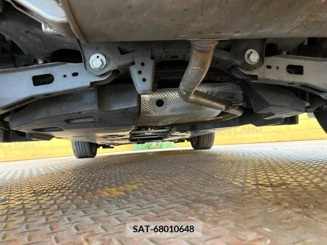 Toyota C-HR 2017-02 338350-19