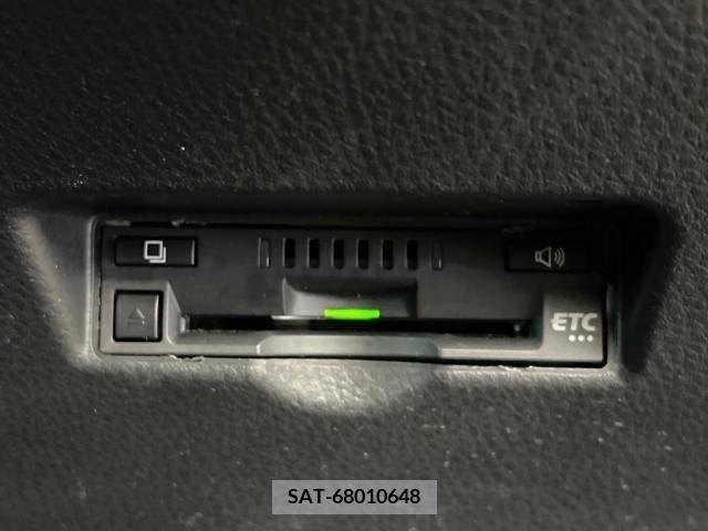 Toyota C-HR 2017-02 338350-6
