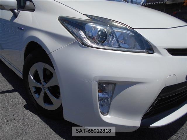 Toyota PRIUS 2012-10 327355-24