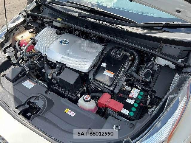 Toyota PRIUS 2017-10 366367-19