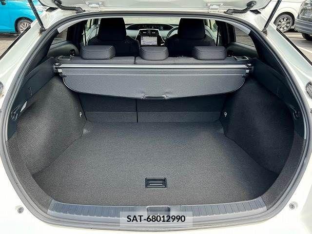 Toyota PRIUS 2017-10 366367-10