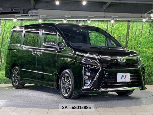 Toyota VOXY 2019-06 370468-17