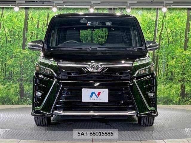 Toyota VOXY 2019-06 370468-15