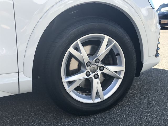 Audi Q3 2018-12 16630-27