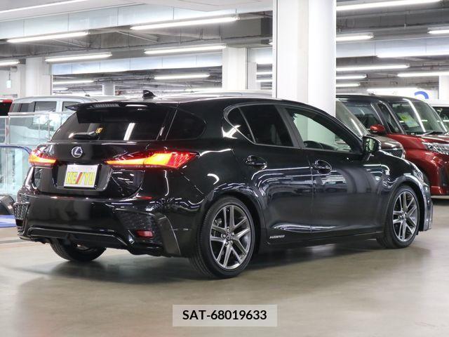 Lexus CT 2019-07 362721-1