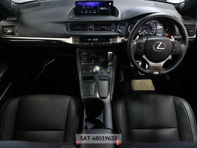 Lexus CT 2019-07 362721-2