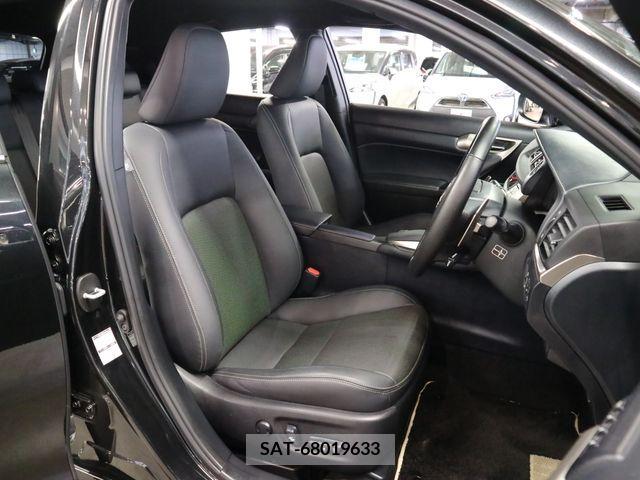 Lexus CT 2019-07 362721-11