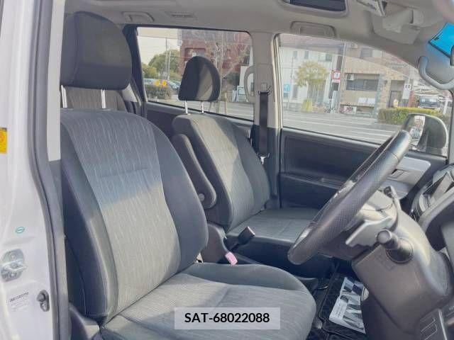Toyota VOXY 2012-11 253823-10