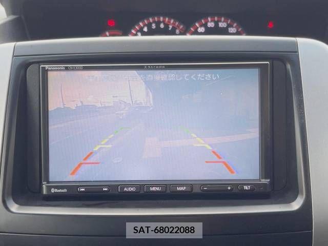 Toyota VOXY 2012-11 253823-3