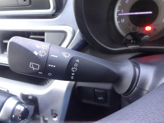 Daihatsu CAST 2016-02 28918-18