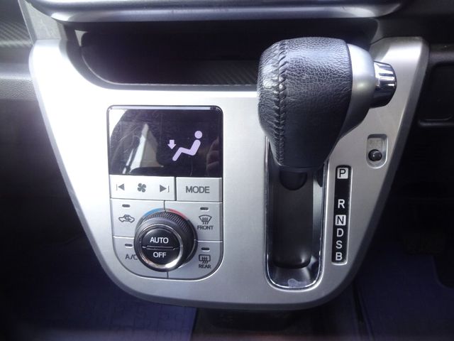 Daihatsu CAST 2016-02 28918-15