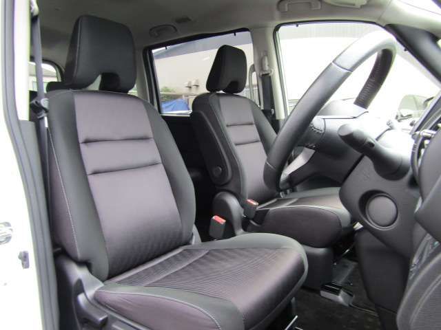 Nissan SERENA 2018-02 20638-8