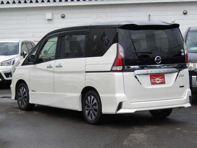 Nissan SERENA 2018-02 20638-4