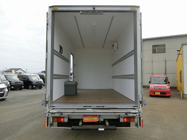 Toyota DYNA TRUCK 2013-02 15037-11