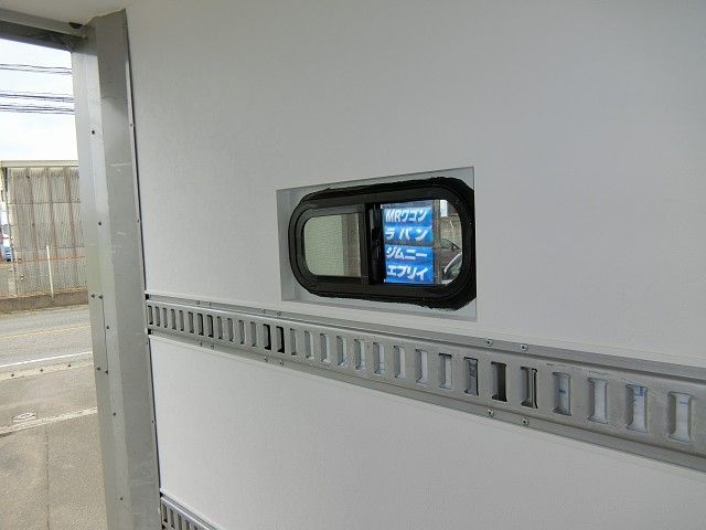Toyota DYNA TRUCK 2013-02 15037-22