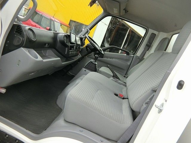 Toyota DYNA TRUCK 2013-02 15037-27