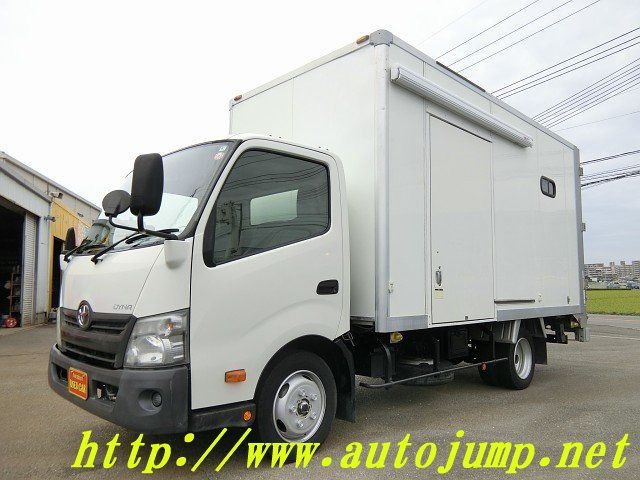 Toyota DYNA TRUCK 2013-02 15037-0