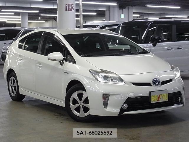 Toyota PRIUS 2013-07 366545-3