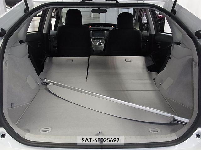 Toyota PRIUS 2013-07 366545-14