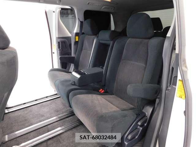 Toyota VELLFIRE 2012-05 299883-18