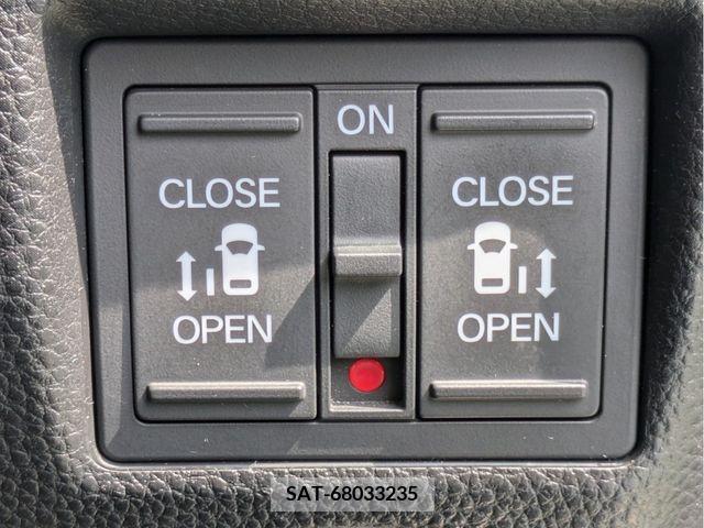 Honda N BOX CUSTOM 2018-03 347398-25
