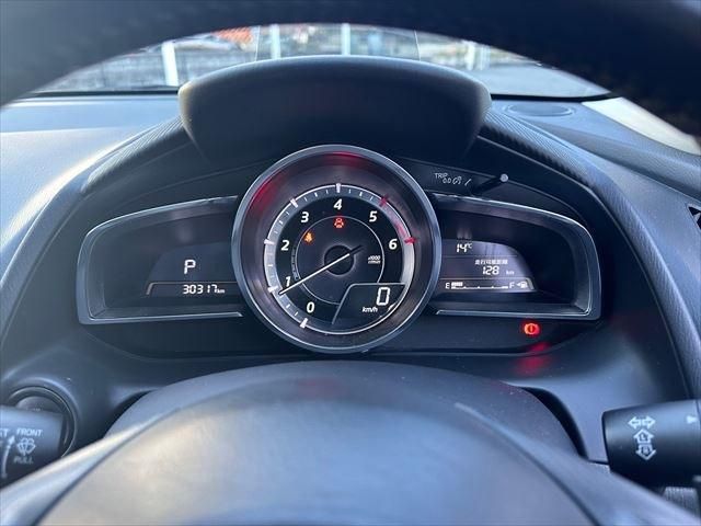 Mazda DEMIO 2015-07 27910-28