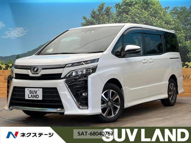 Toyota VOXY 2019-05 219385-0