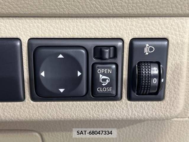 Nissan LATIO 2006-01 362550-6