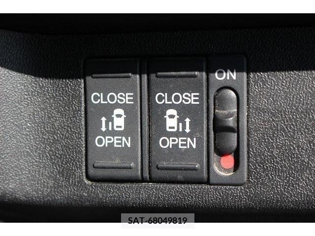 Honda STEP WGN 2020-06 223301-3