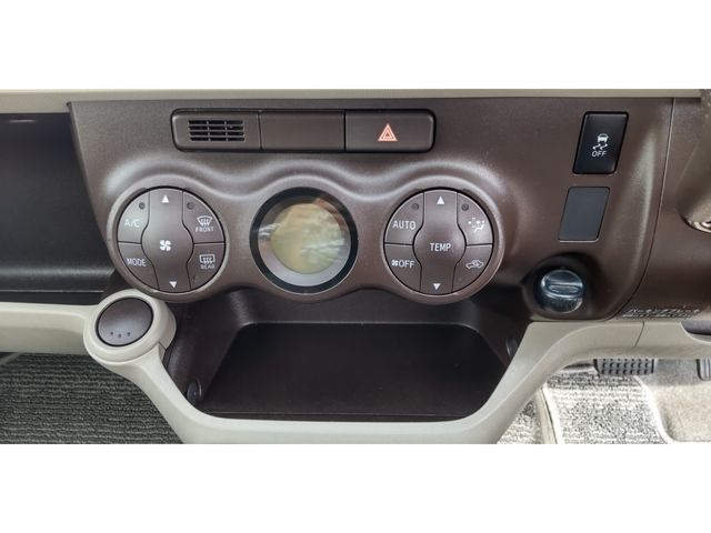 Daihatsu BOON 2014-02 12182-24