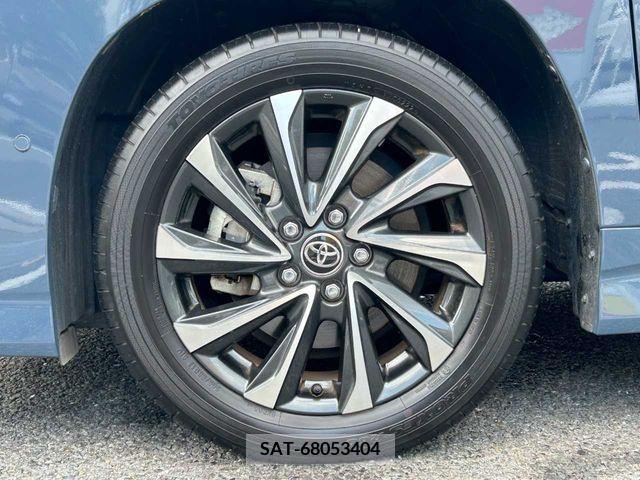 Toyota VOXY 2022-03 370321-26