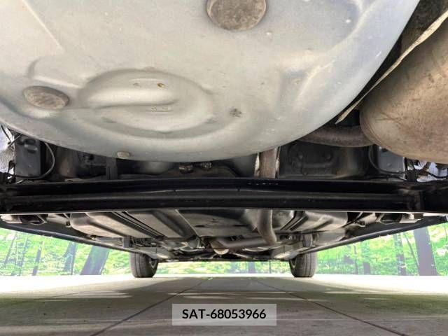 Toyota SIENTA 2005-11 327162-19