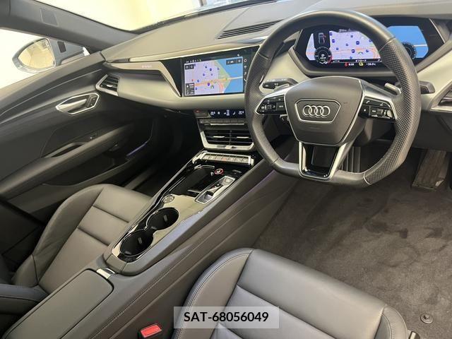 Audi E-TRON 2022-01 378396-9
