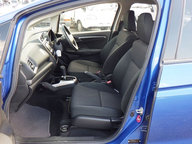 Honda FIT 2018-10 192039-9