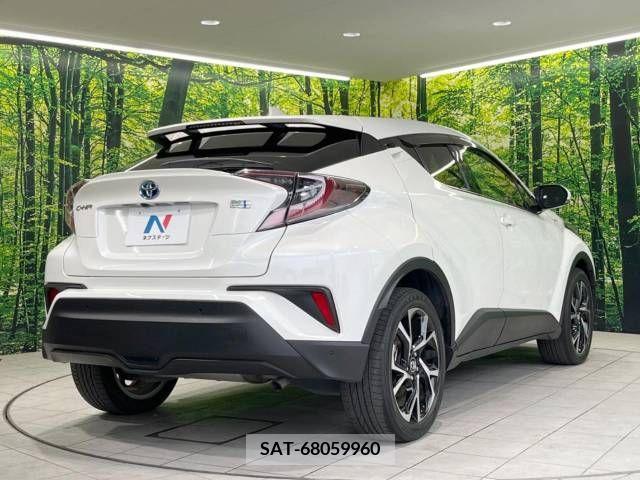 Toyota C-HR 2016-12 295008-17