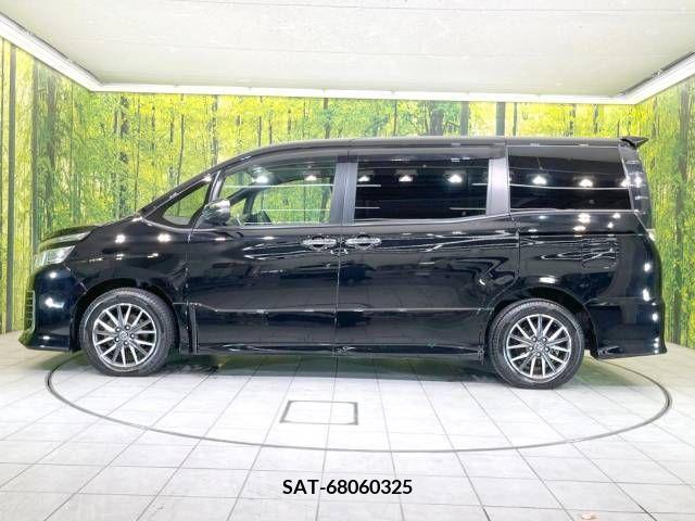 Toyota VOXY 2015-07 222057-18