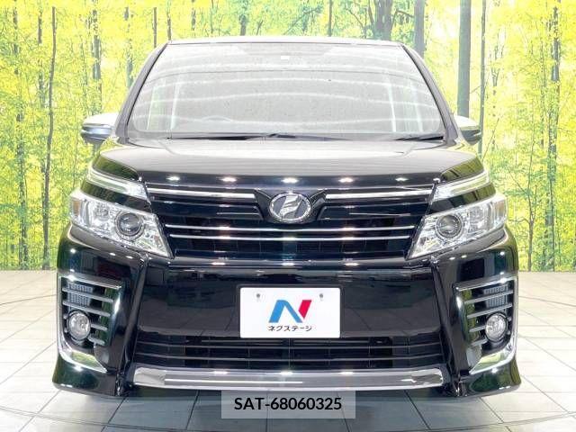 Toyota VOXY 2015-07 222057-15