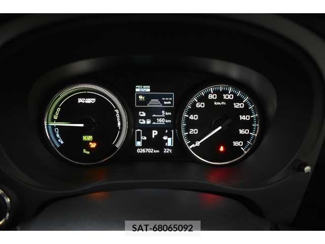 Mitsubishi OUTLANDER PHEV 2018-08 203033-14