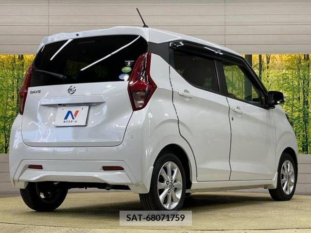 Nissan DAYZ 2019-12 215679-17